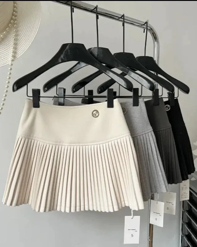 CANDACE  Pleated Hem Mini Skirt