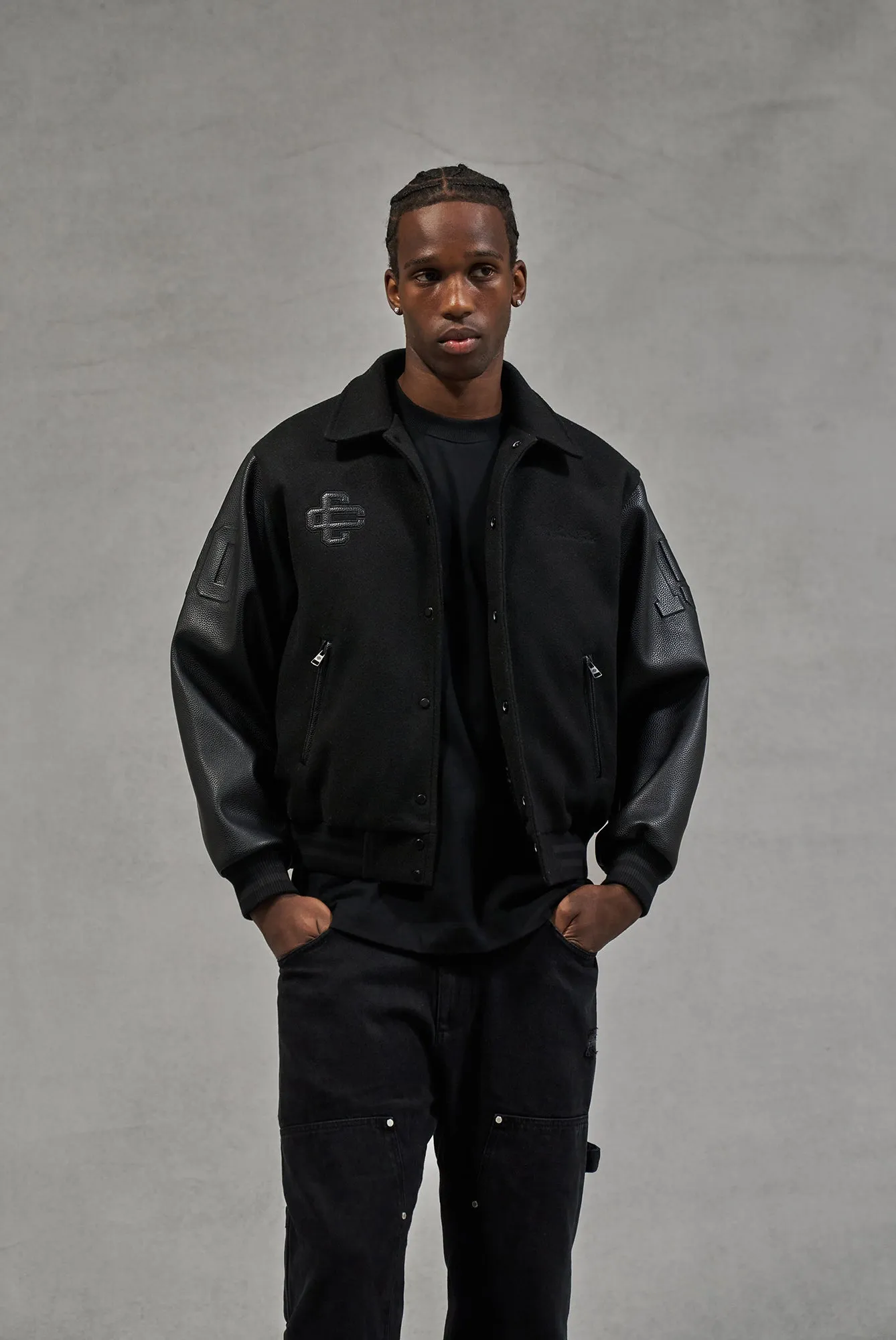 EMBLEM CHENILLE VARSITY JACKET - BLACK