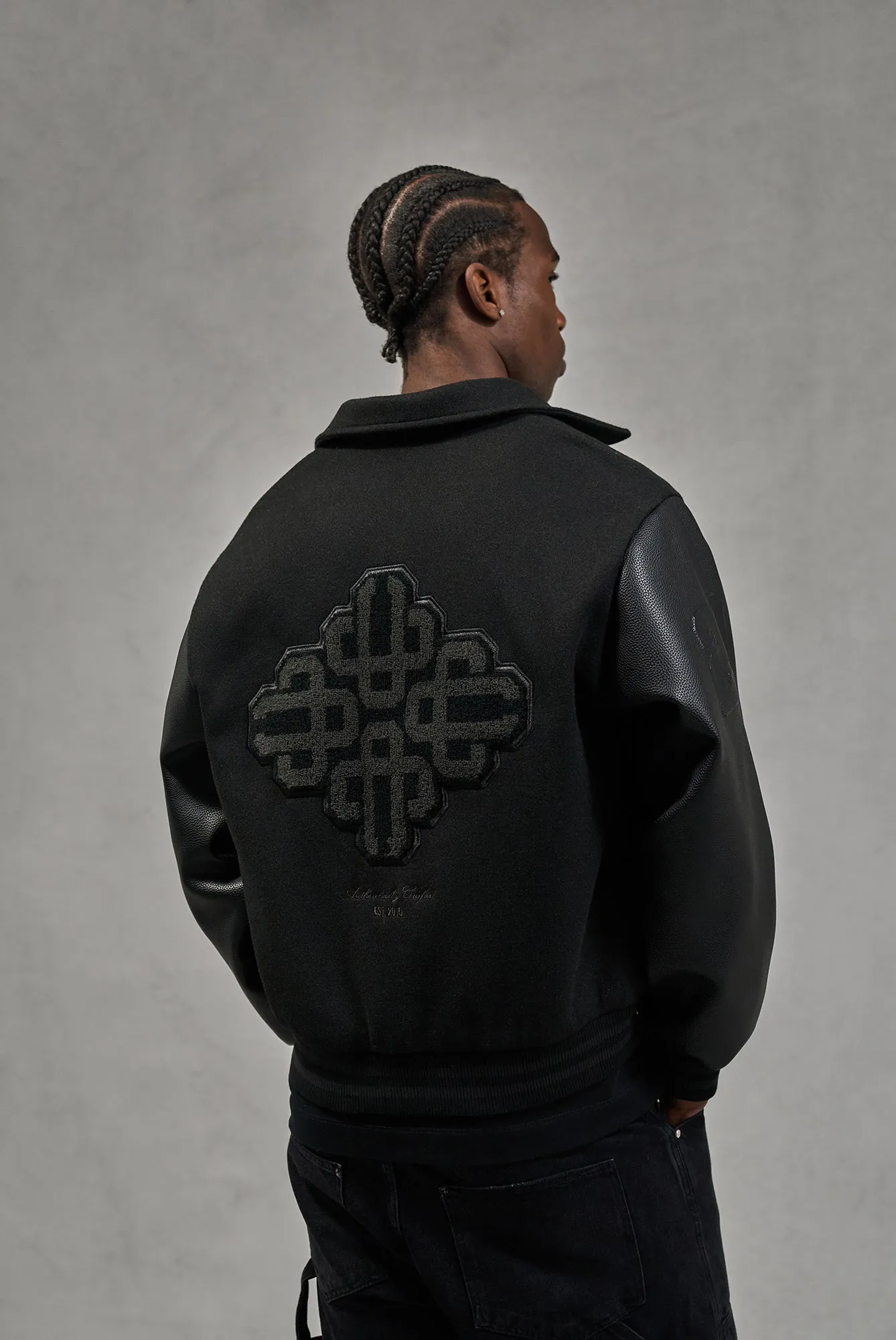 EMBLEM CHENILLE VARSITY JACKET - BLACK