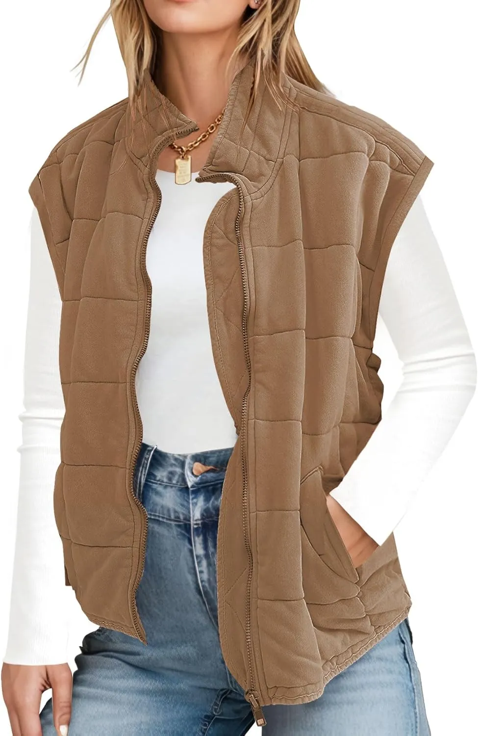 ETCYY Womens Oversized Vest Trendy Fall 2025 Sleeveless Lightweight Quilted Jacket Casual Winter Zip Up Coat Outwear