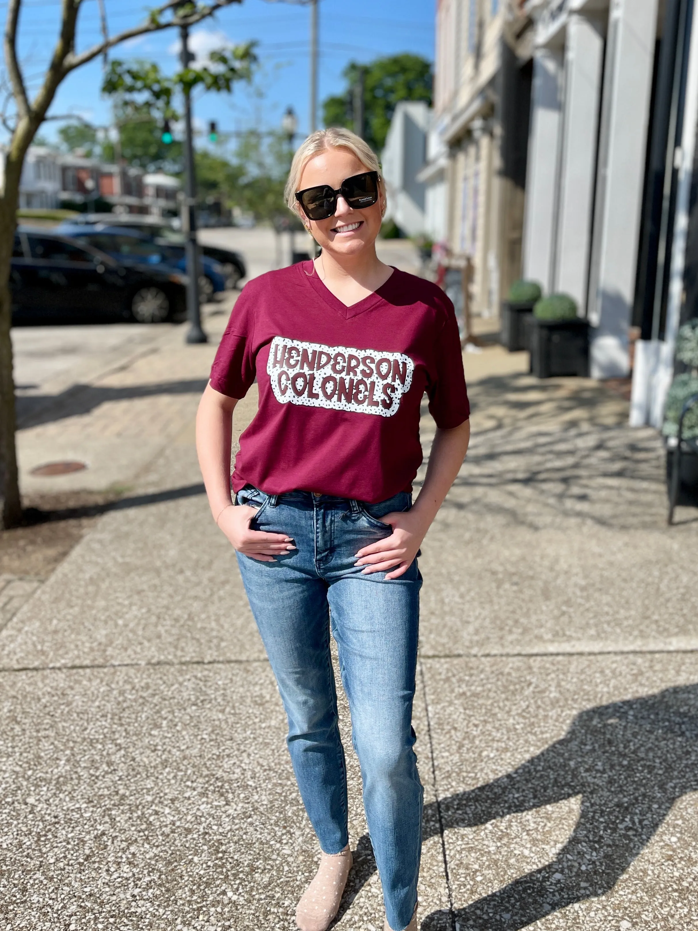 Henderson Colonels V-neck Unisex Tee