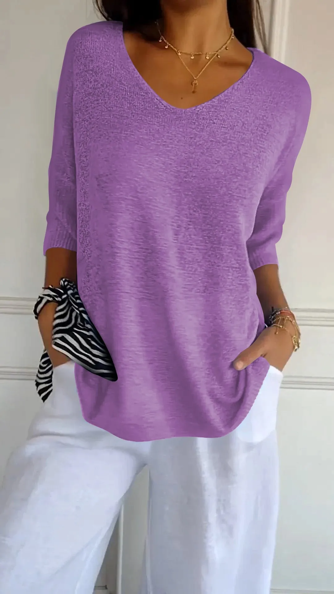 Pearl - Comfortable Soft V-neck Top