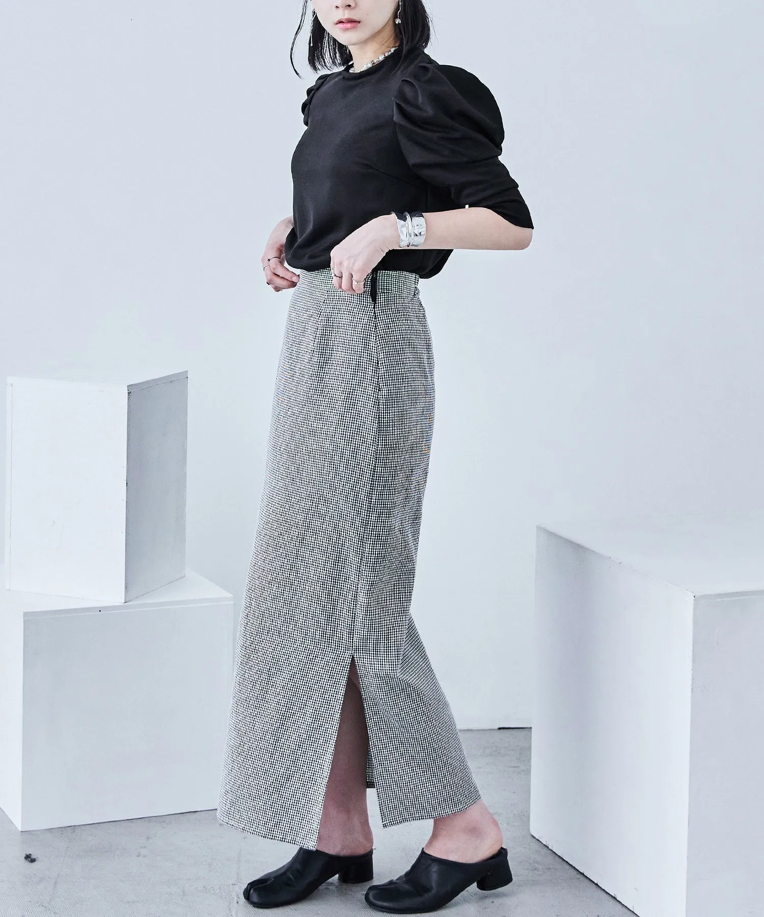 Punch Power Shoulder Tops