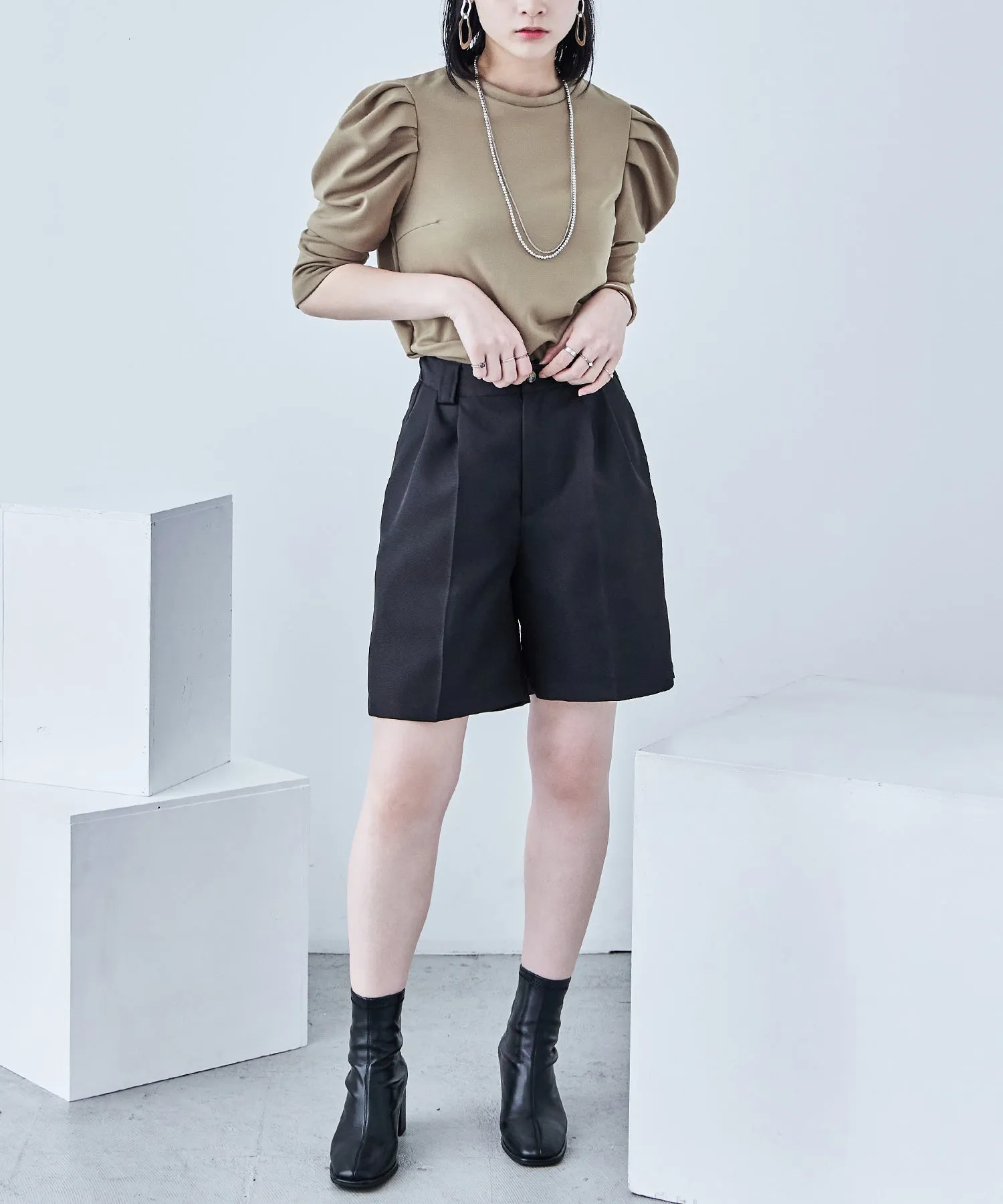 Punch Power Shoulder Tops