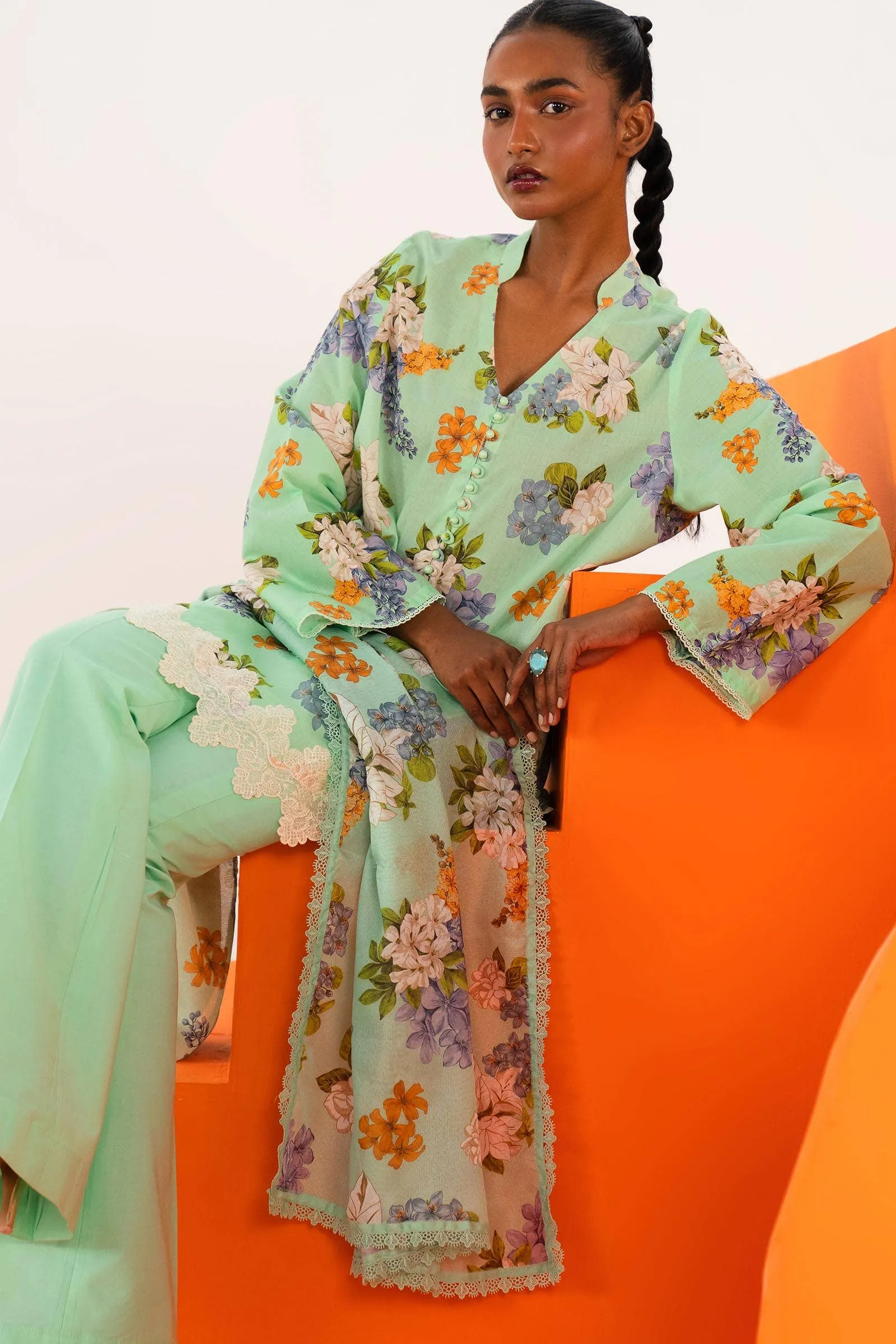 Sana Safinaz Summer Mahay Lawn Vol-2 – H242-008A-3CS