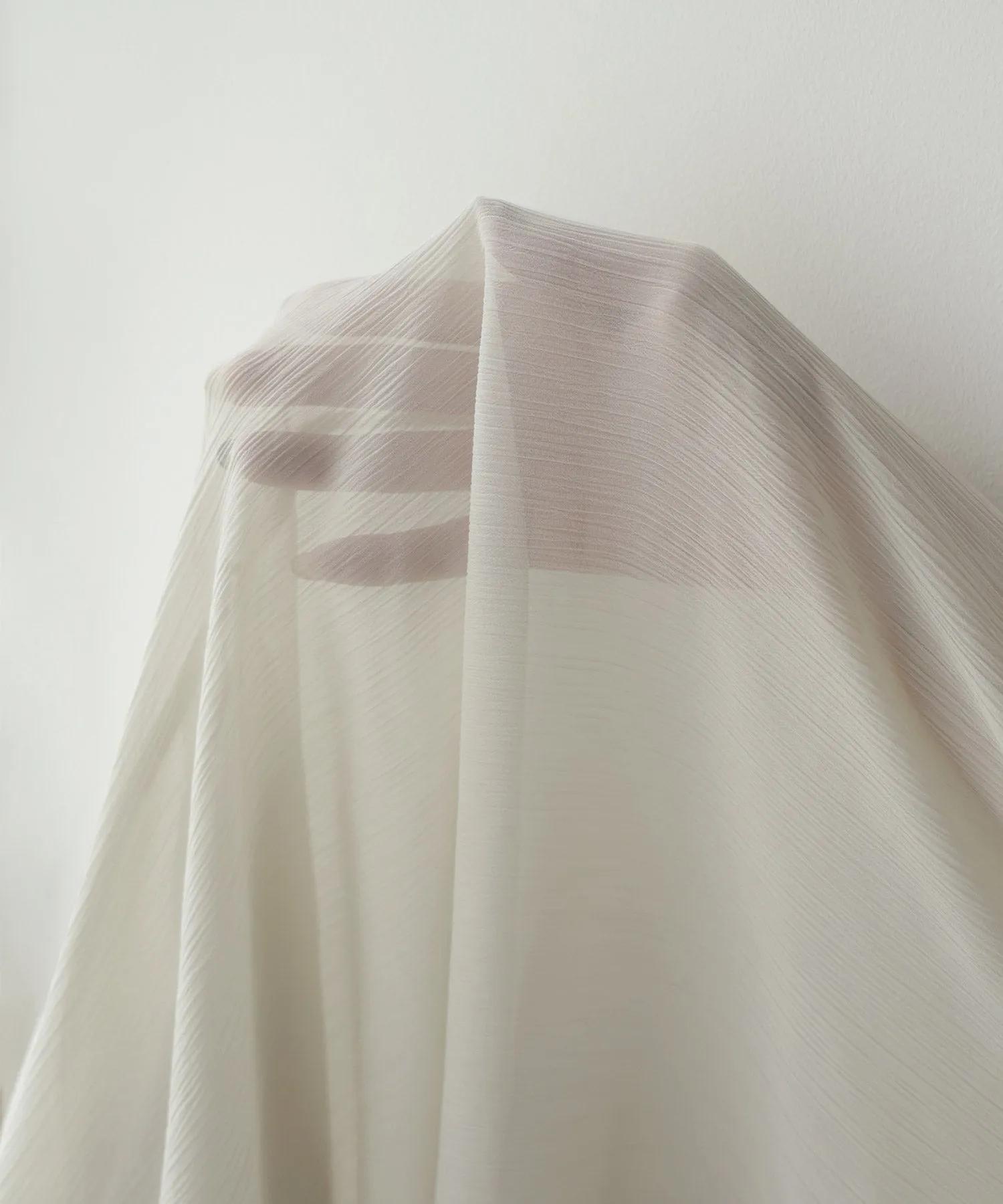 Slit sleeve pleats sheer tops