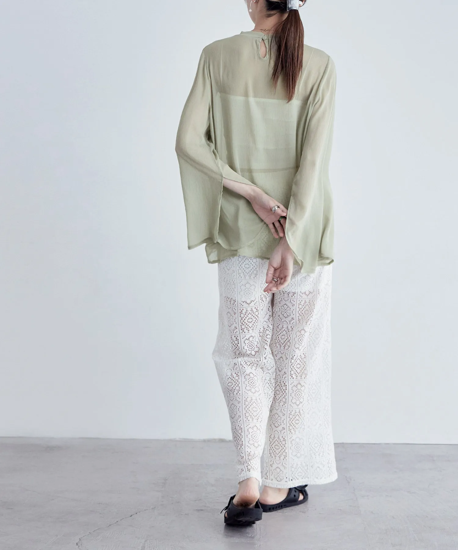 Slit sleeve pleats sheer tops