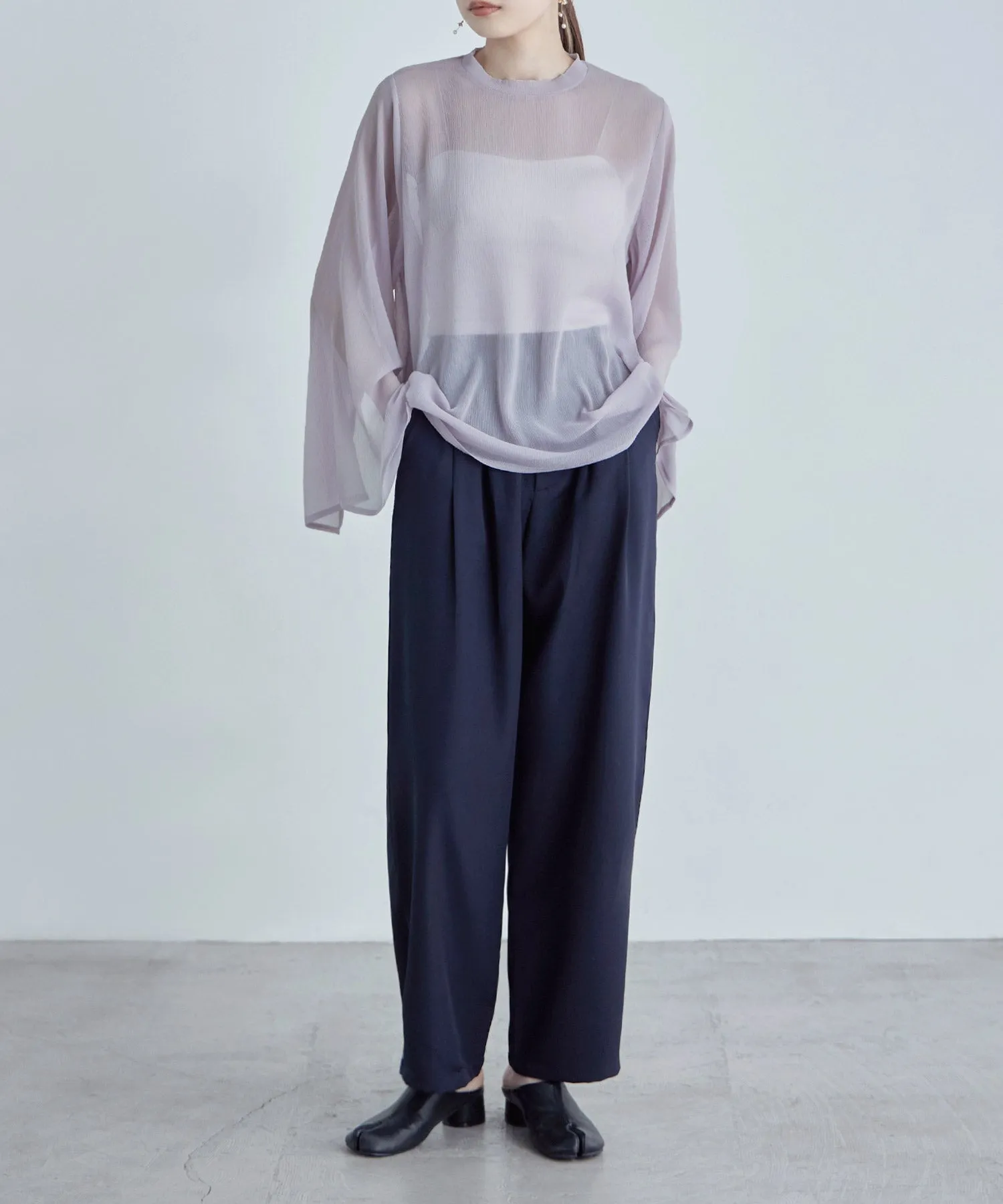 Slit sleeve pleats sheer tops