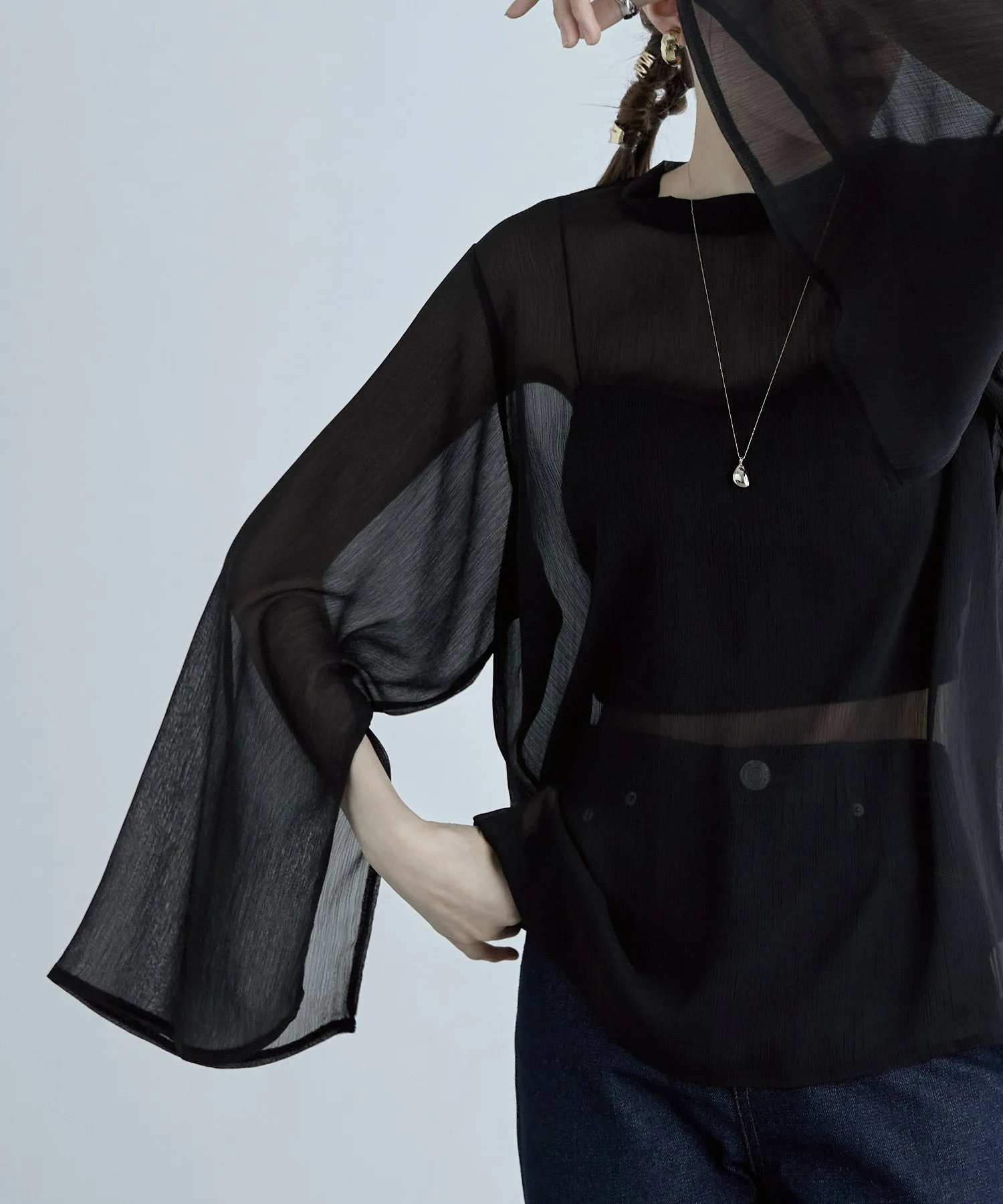Slit sleeve pleats sheer tops