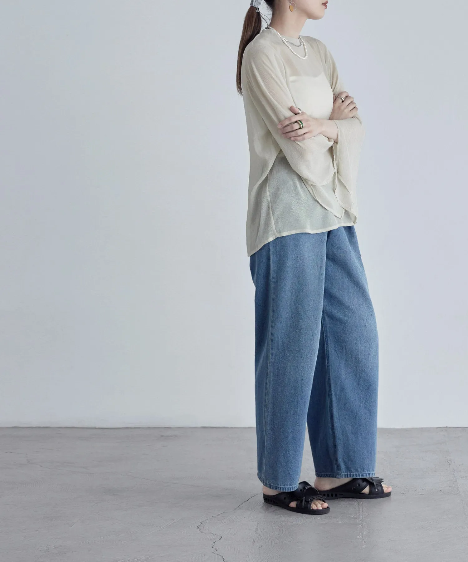 Slit sleeve pleats sheer tops