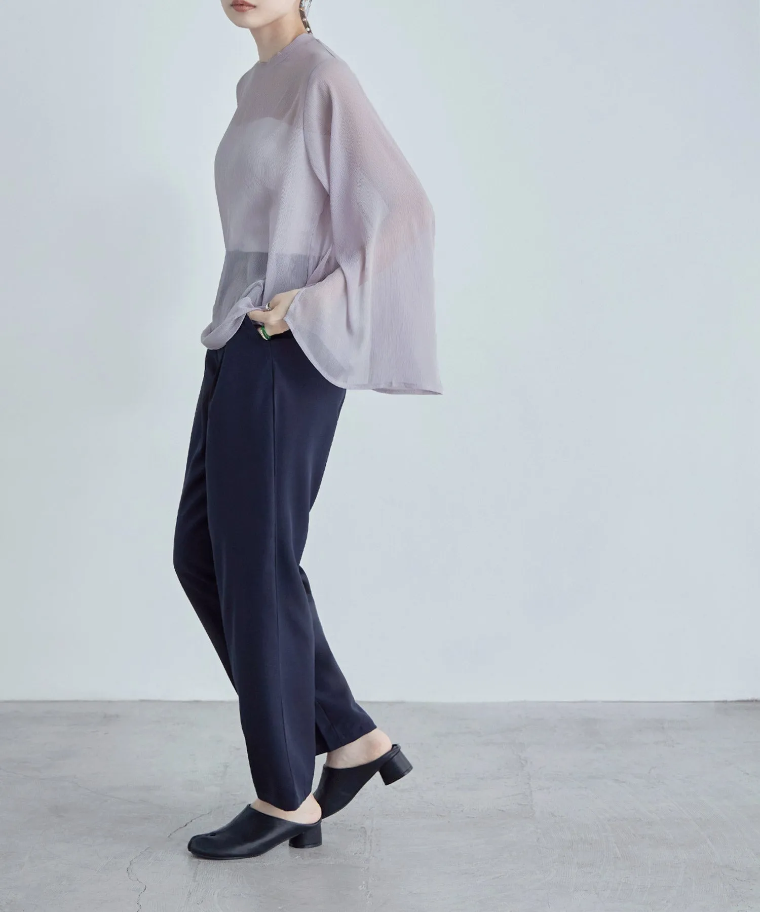 Slit sleeve pleats sheer tops