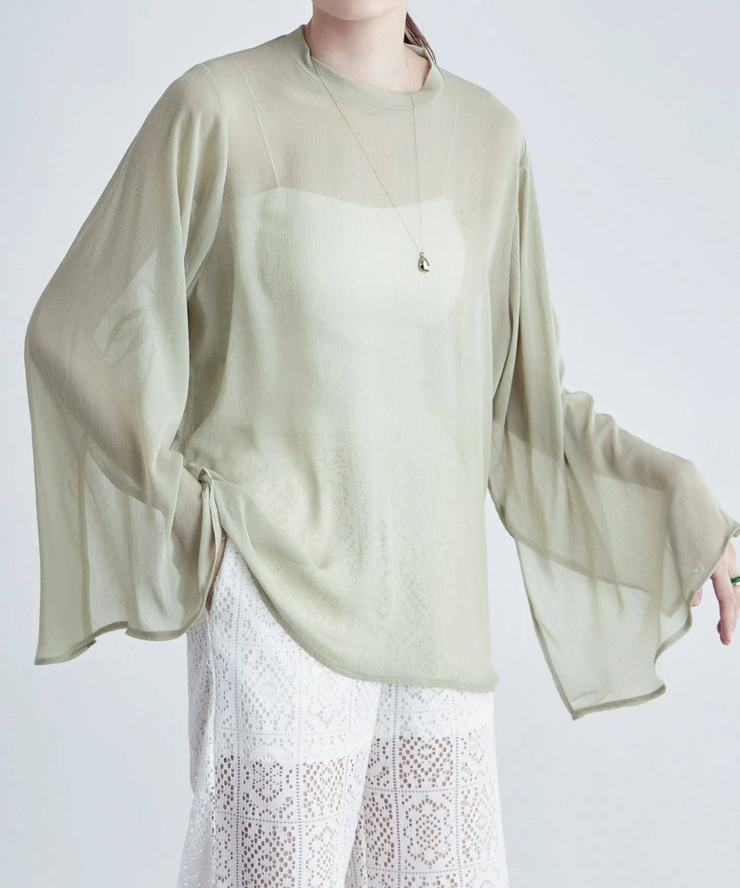 Slit sleeve pleats sheer tops