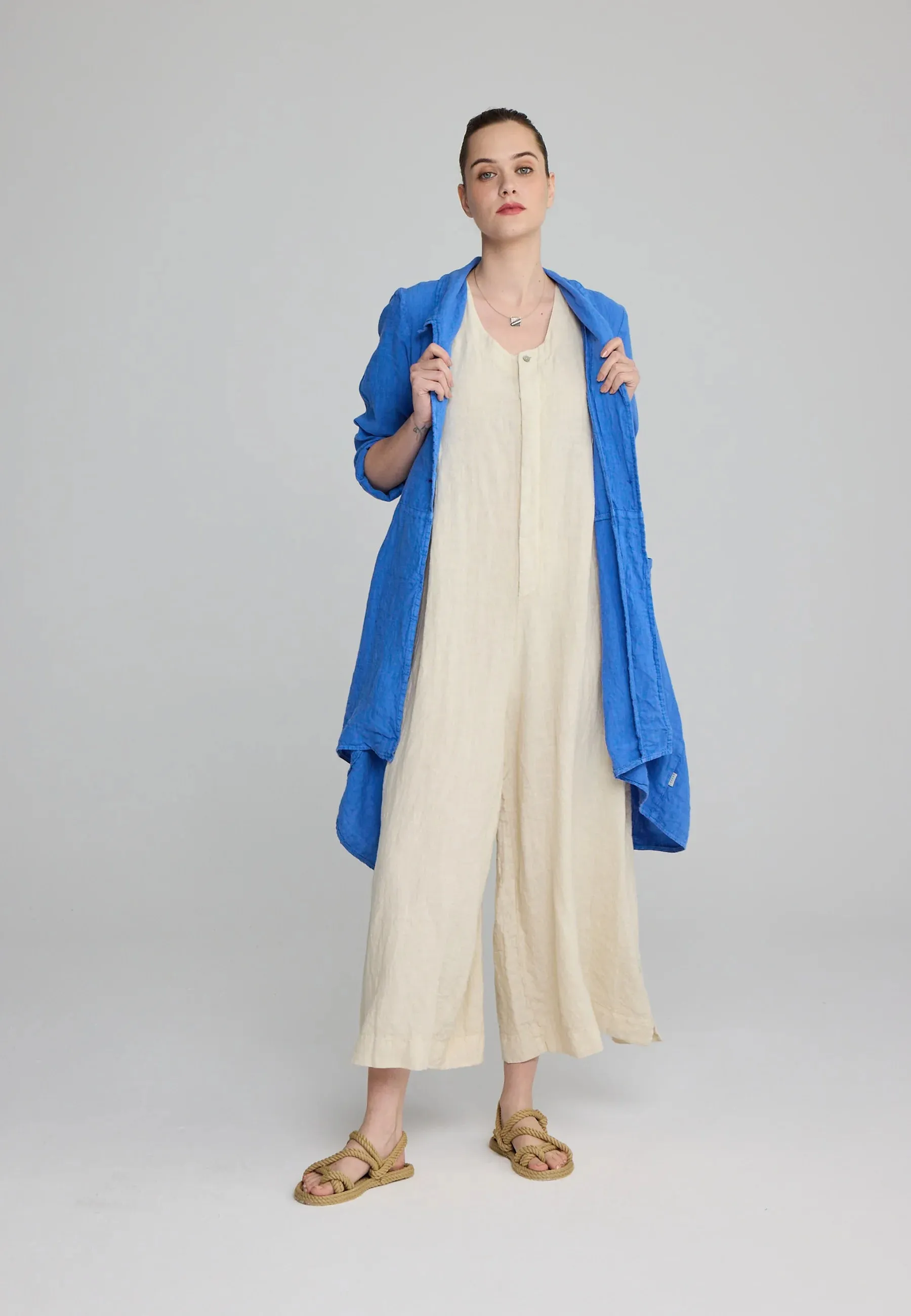 TONARA – Effortlessly Chic Linen Jacket