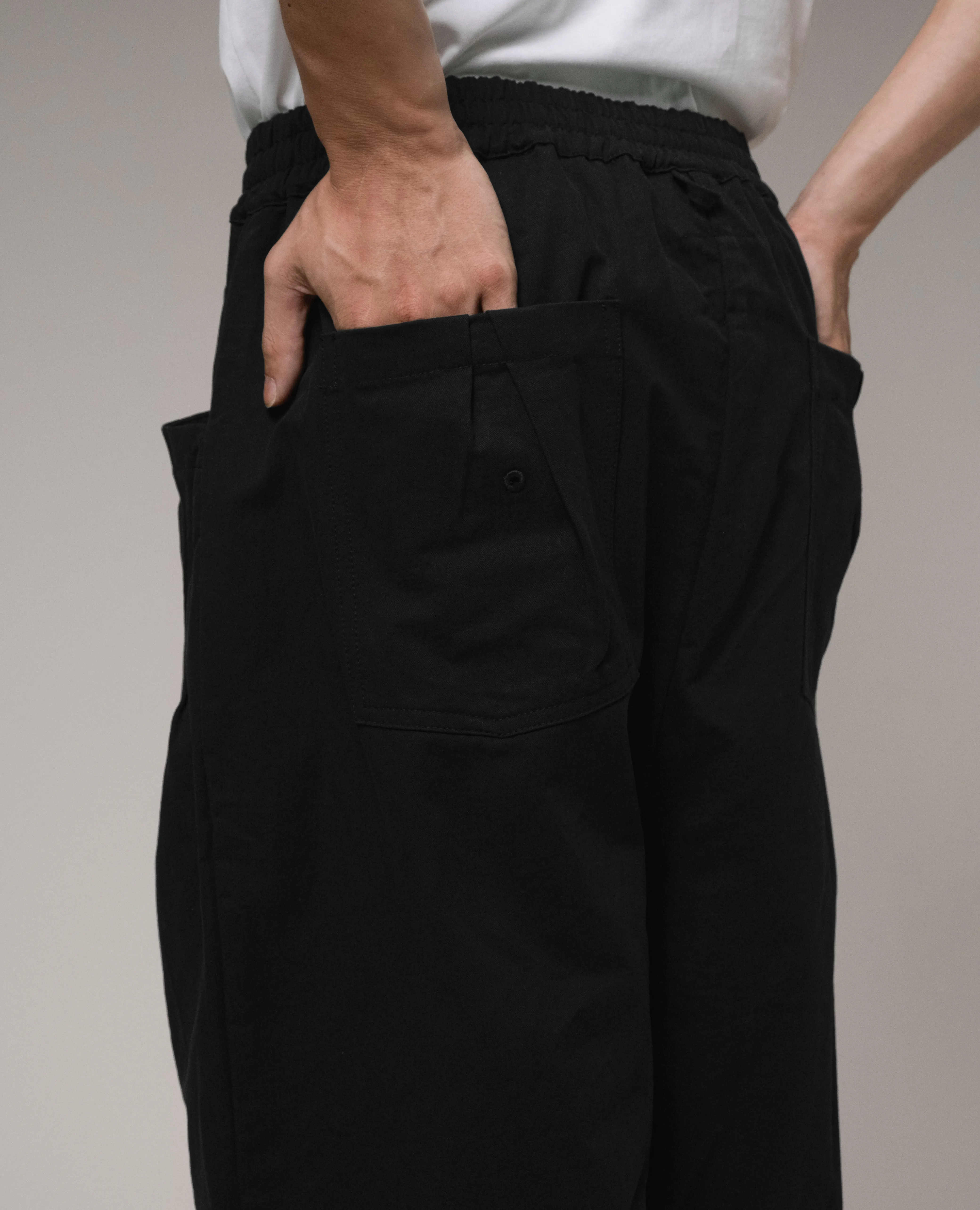 Unisex: The Loose Pants (Black)