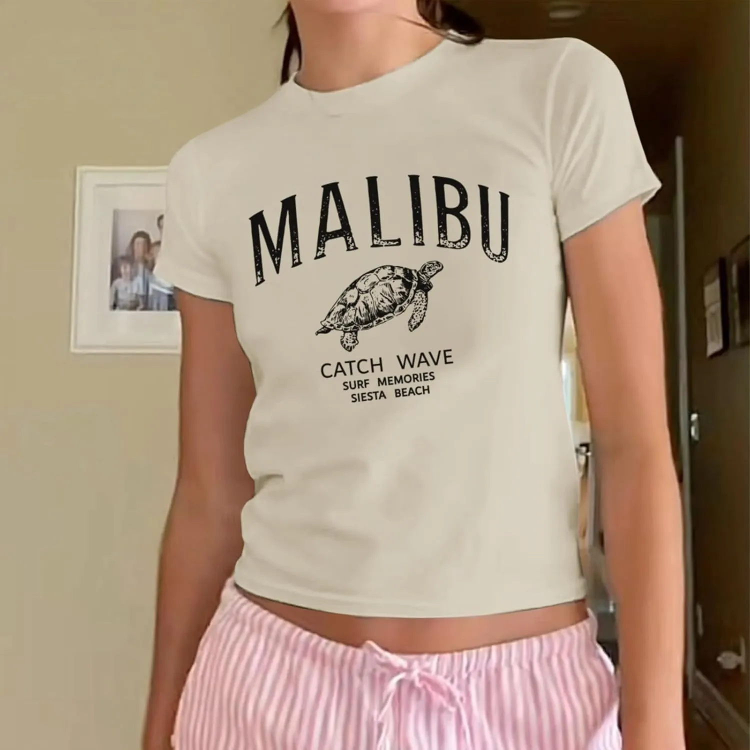 Y2k Graphic Baby Tees for Women Malibu Sea Turtles Cropped Tshirt E-Girl Aesthetic Shirts Vintage Summer Crop Tops