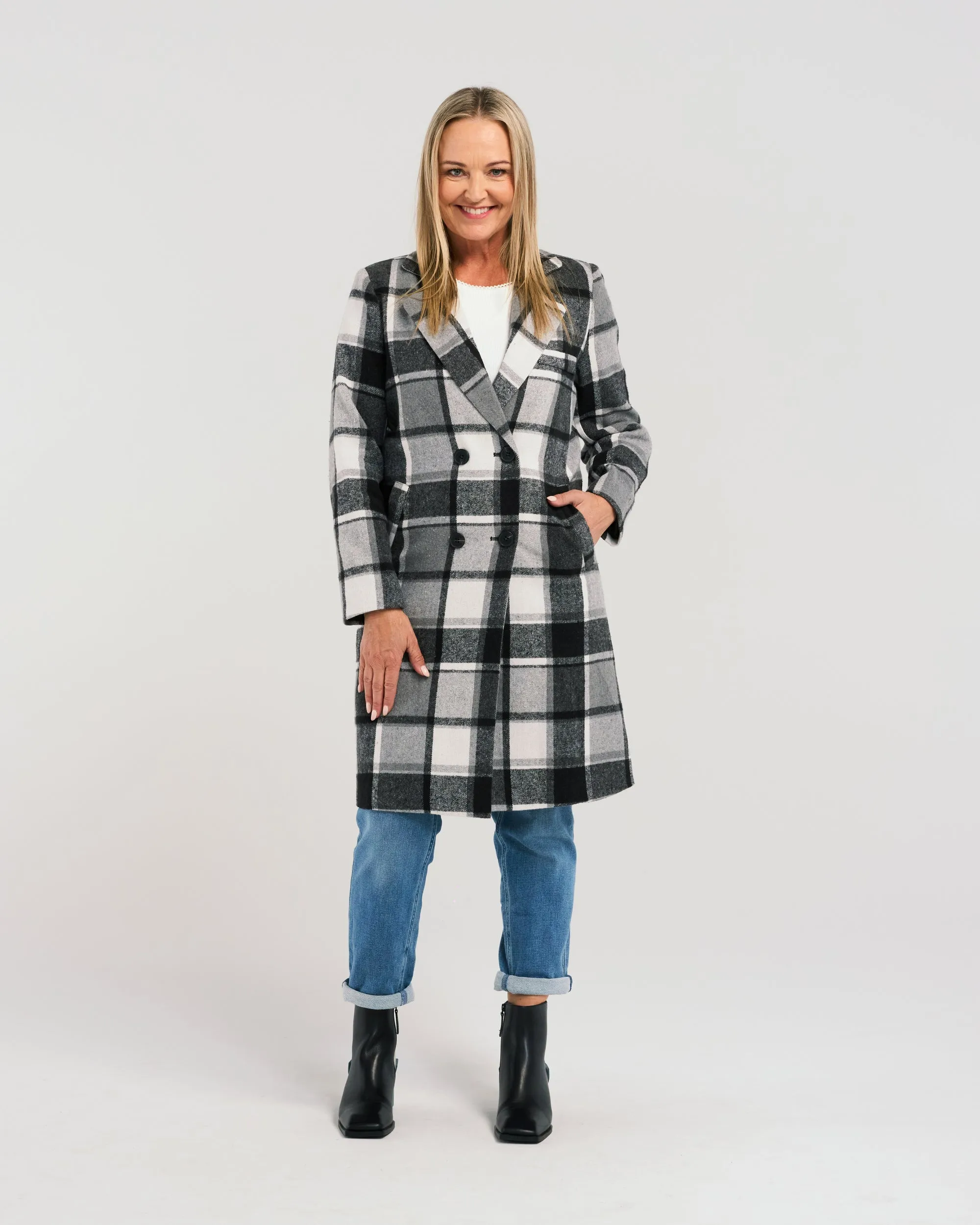 Zafina - Felix Coat - ZJ2088-2 - Black Plaid (wool mix)